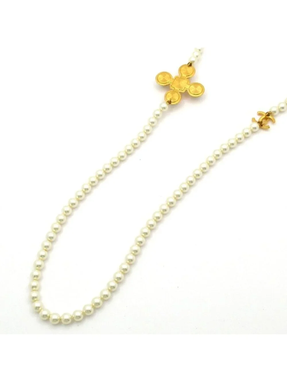 Chanel Necklace CC Logo White Gold